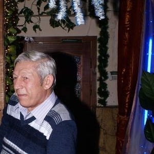 Валерий , 76 лет